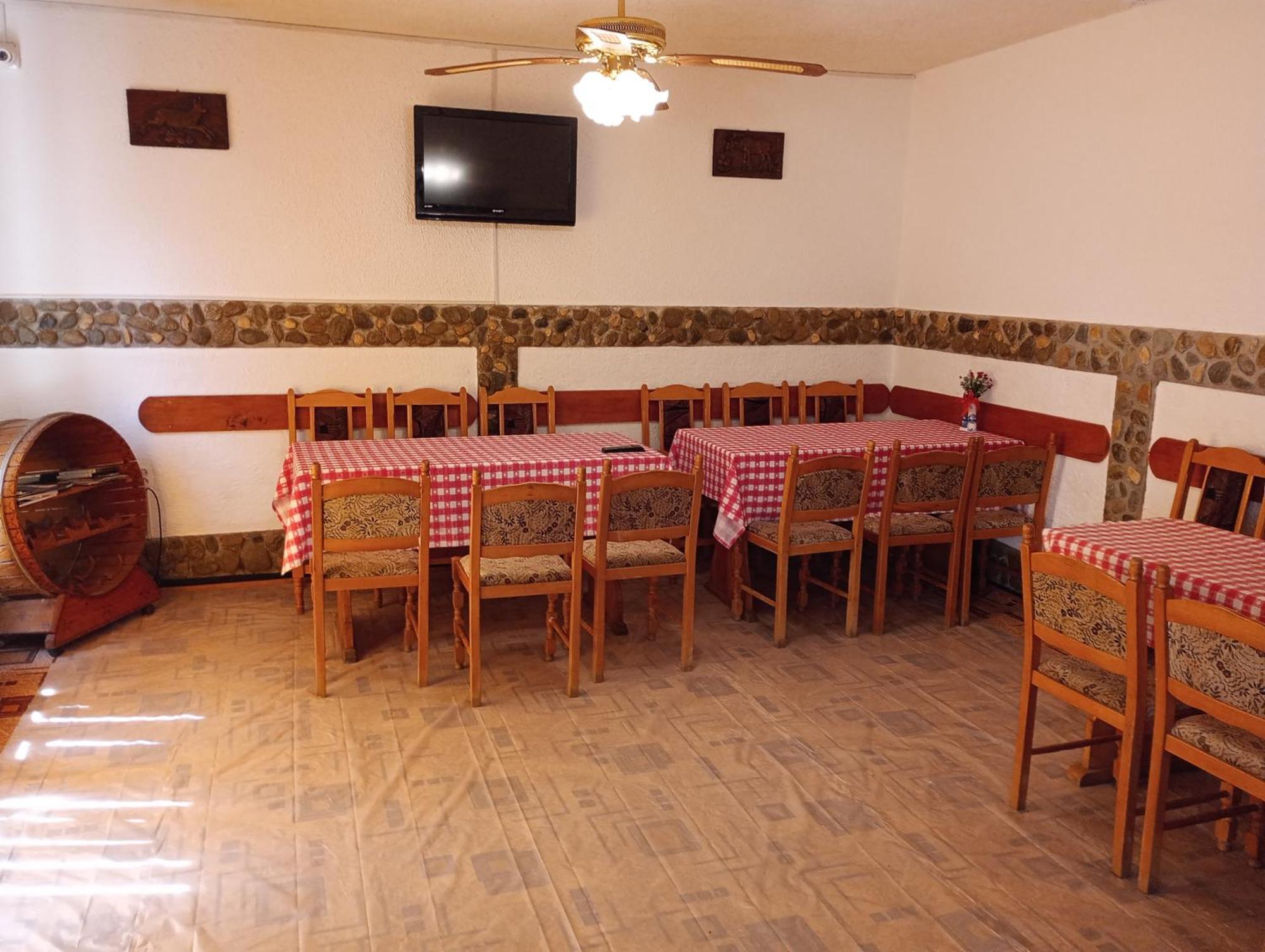 Pensiunea Irina 1 si 2 Zarnesti 1993-2006 Esterno foto